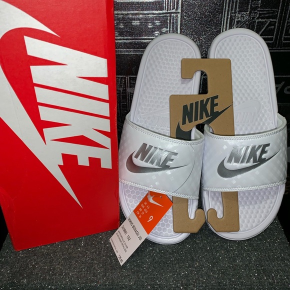 Nike Shoes - Nike Benassi JDI slide